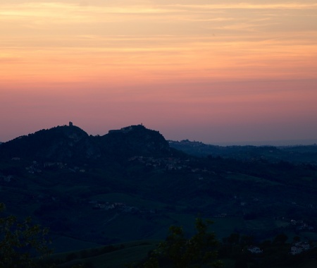 Sonnenuntergang über San Marino