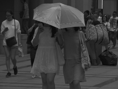 Der Schirm als Sonnenschutz