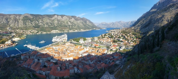 345_bucht von kotor_230406.jpg